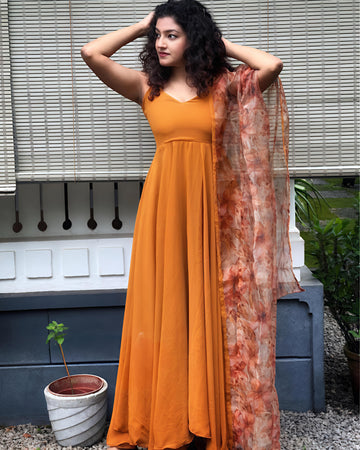 Rust Color Top With Organza Dupatta