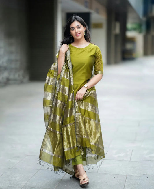 Parrot Green Linen Full Kurta Paired